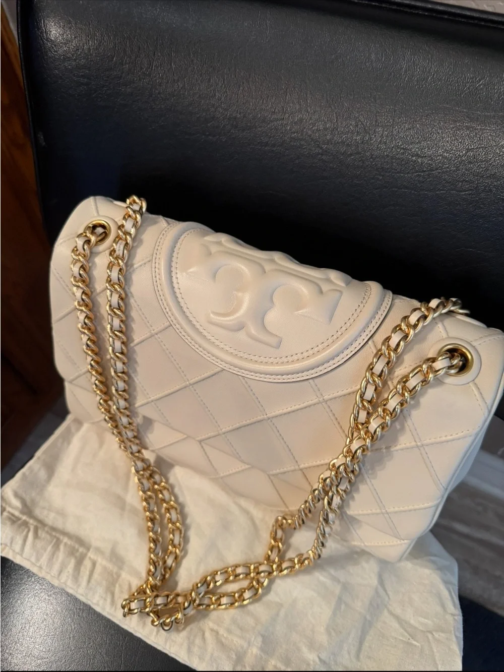 Tory Burch medium purse